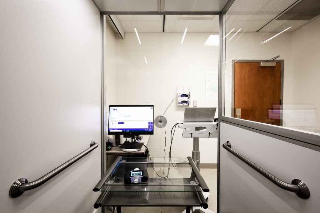 custom healthcare isolation pod